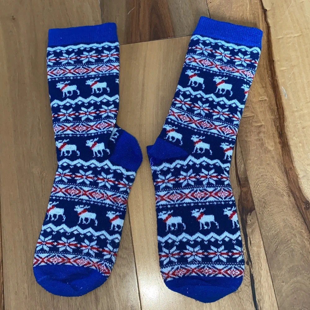 NWOT~ ABERCROMBIE KIDS VINTAGE WINTER CALF SOCKS